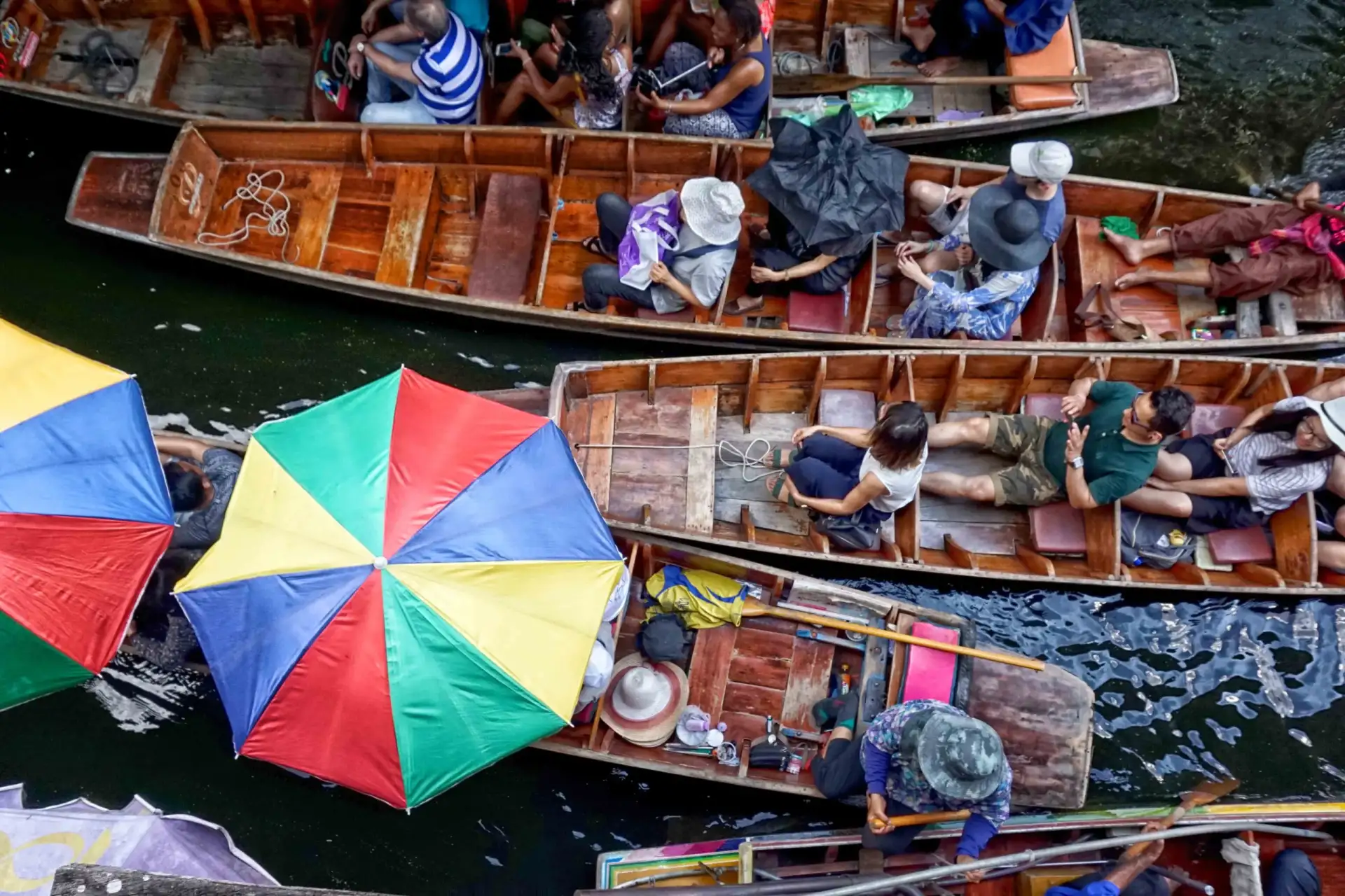Damnoen Saduak Floating Market